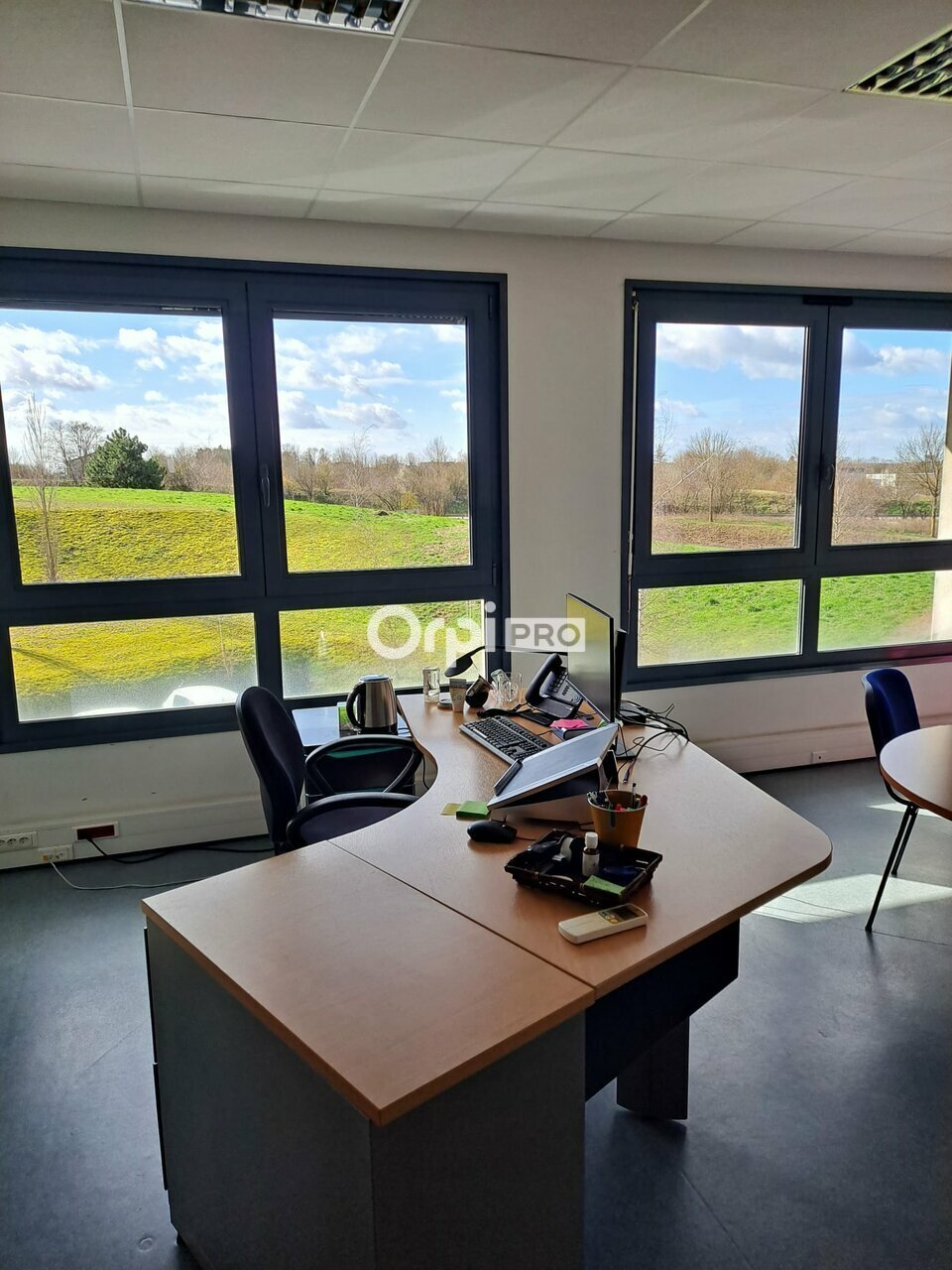 ORPI SARL COMPTOIR IMMOBILIER CHAMPENOIS LOCATION-BUREAUX-CHALONS_EN_CHAMPAGNE-51