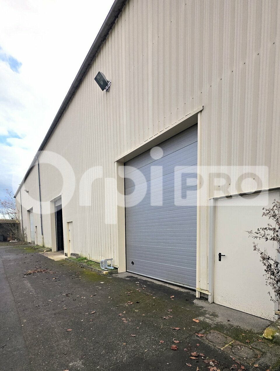ORPI NA AND CO IMMOBILIER LOCATION-ENTREPOT-SOISSONS-02