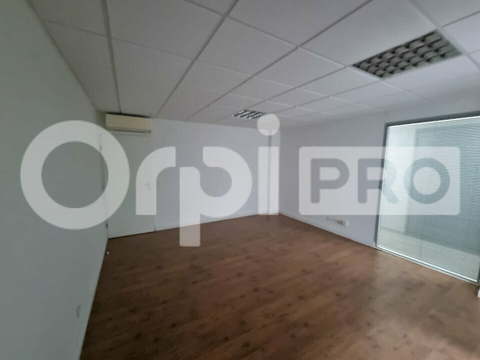 ORPI AGENCE BOUTAREL LOCATION-BUREAUX-BAIE_MAHAULT-97