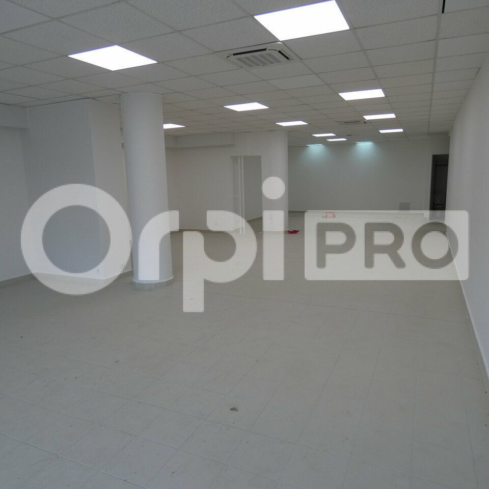 ORPI AGENCE R BASSANELLI VENTE-LOCAL COMMERCIAL-MANOSQUE-04