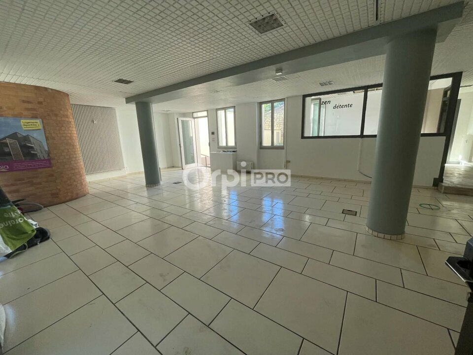 DORIS METZGER IMMOBILIER LOCATION-LOCAL COMMERCIAL-DIJON-21