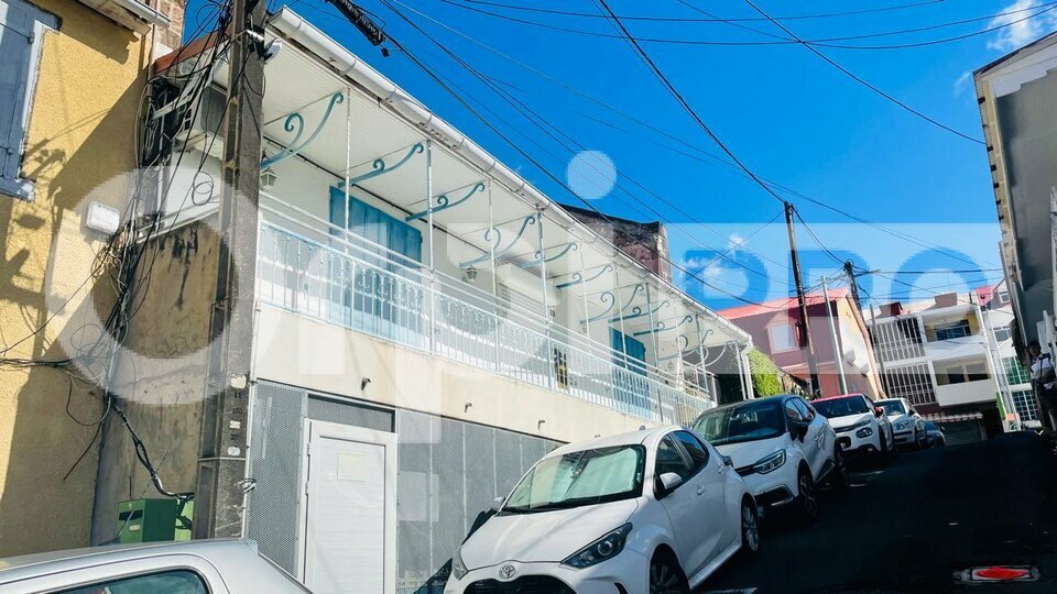 ORPI AGIM IMMOBILIER LOCATION-BUREAUX-BASSE_TERRE-97