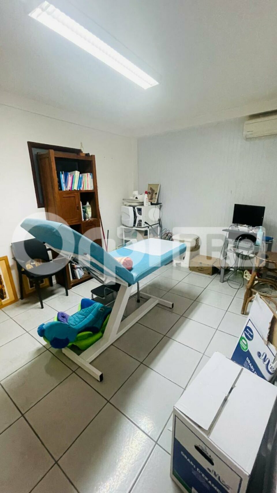 ORPI AGIM IMMOBILIER LOCATION-BUREAUX-BASSE_TERRE-97