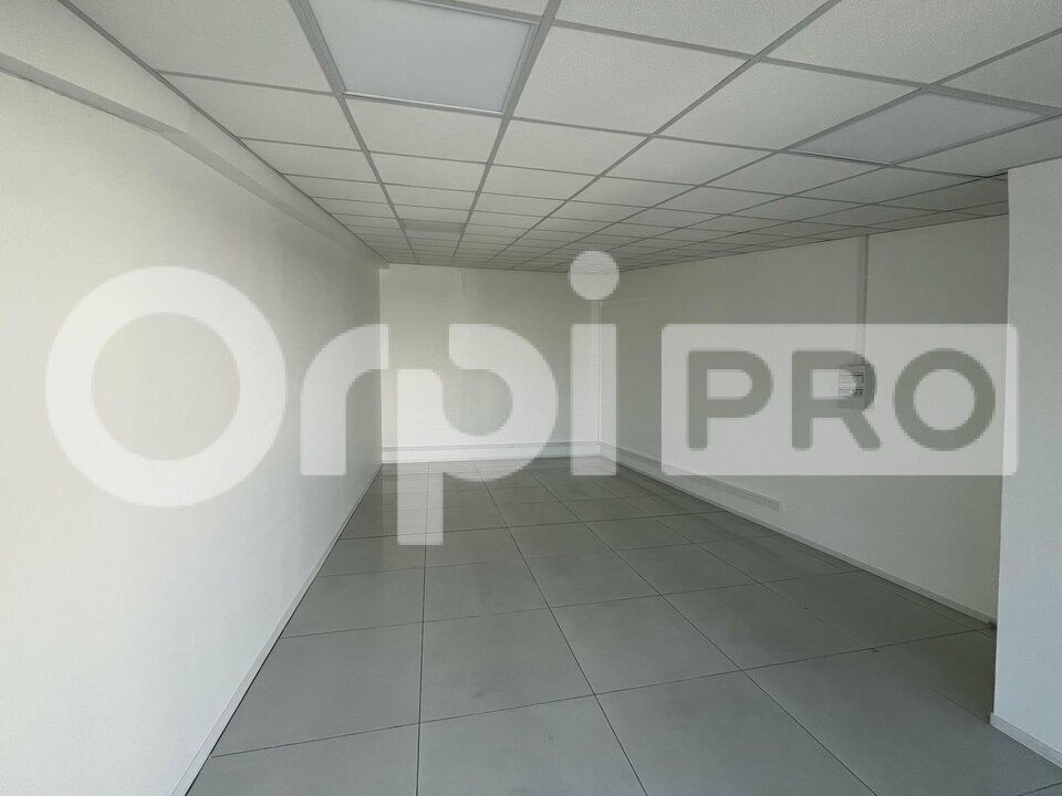 ORPI AGENCE BOUTAREL LOCATION-BUREAUX-BAIE_MAHAULT-97