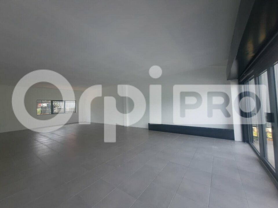 ORPI GCI LOCATION-LOCAL COMMERCIAL-MATOURY-97