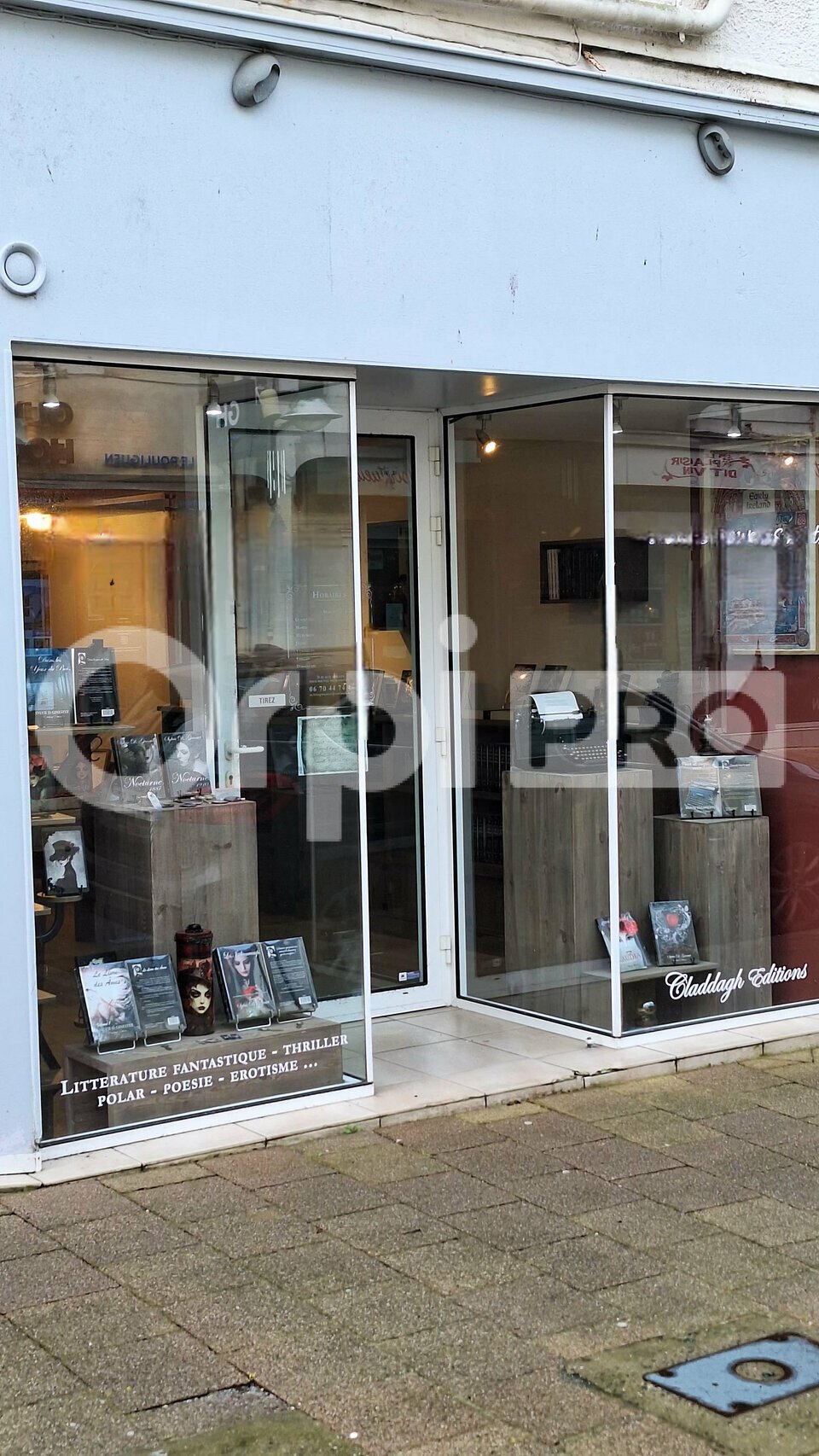 ORPI PRESQUILE FONCIER IMMOBILIER  LOCATION-LOCAL COMMERCIAL-LE_POULIGUEN-44