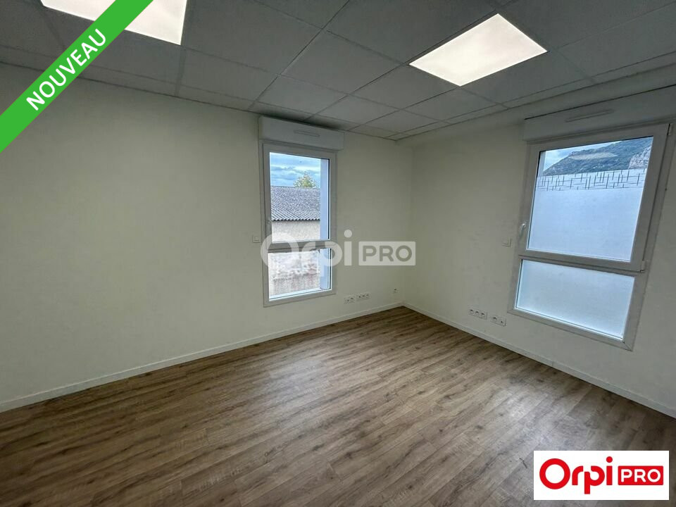 ORPI ABH CONSULTANTS - TROLLAT CHANOVE LOCATION-LOCAL D'ACTIVITE-SAINT-PERAY-07