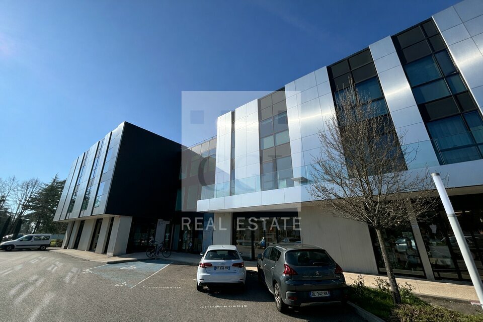 CGI LYON VENTE-BUREAUX-CHARBONNIERES-LES-BAINS-69