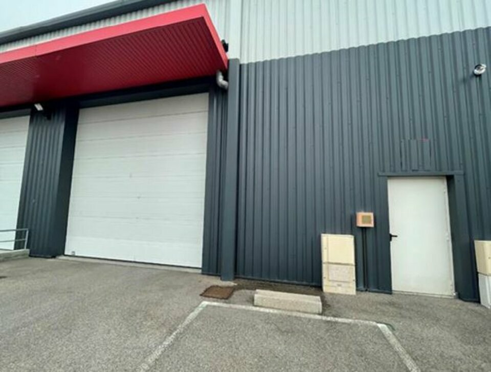 CGI LYON LOCATION-LOCAL D'ACTIVITE-SAINT_QUENTIN_FALLAVIER-38