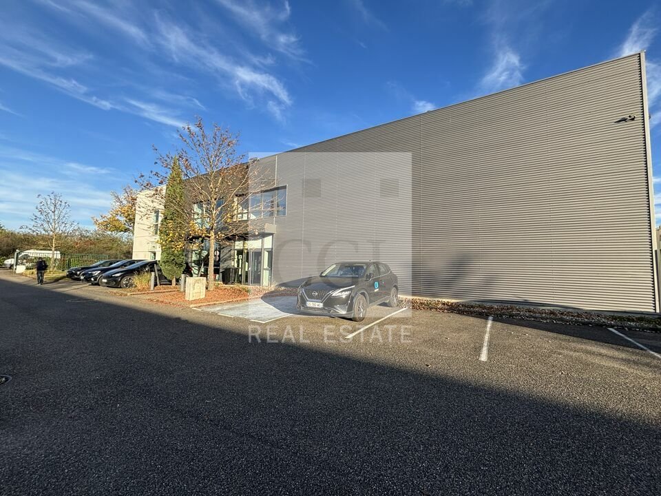 CGI LYON LOCATION-BUREAUX-MIRIBEL-01