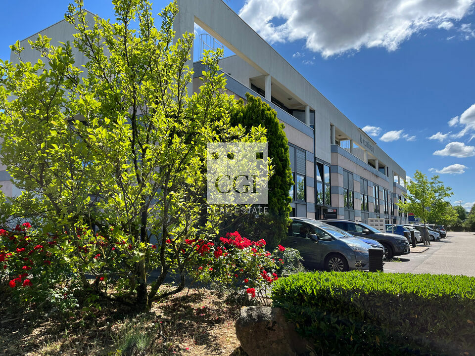 CGI LYON LOCATION-BUREAUX-SAINT_QUENTIN_FALLAVIER-38