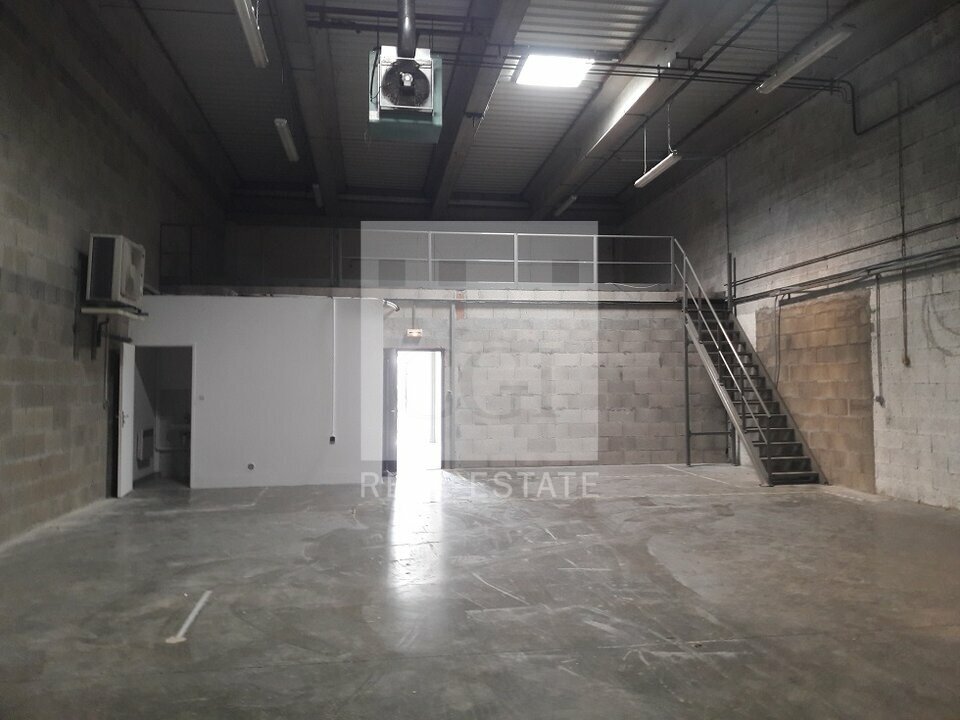 CGI LYON LOCATION-LOCAL D'ACTIVITE-BLYES-01
