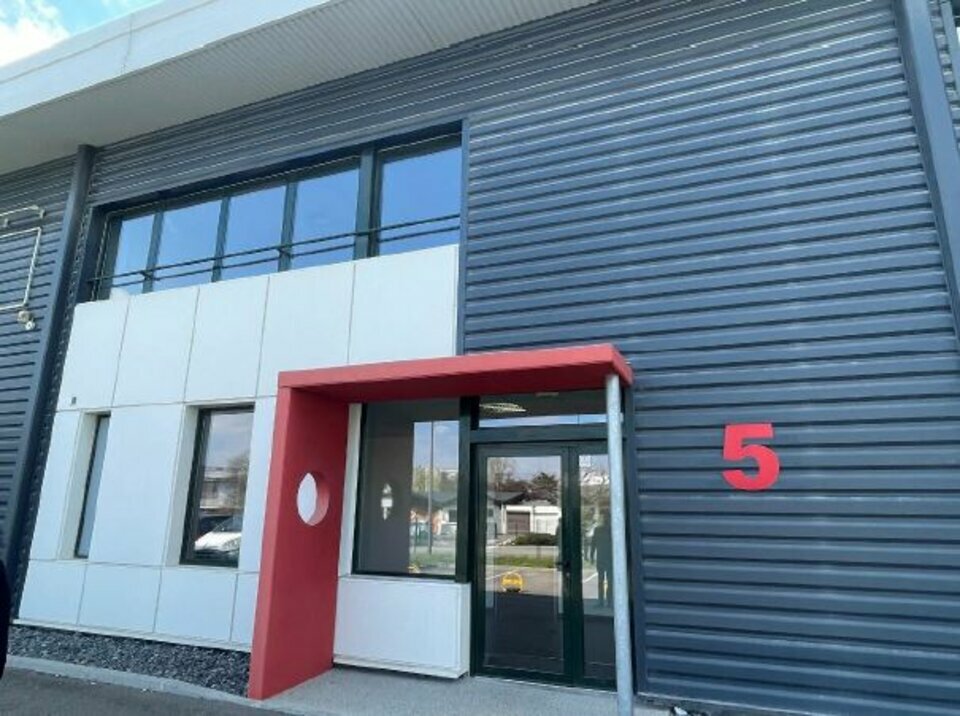 CGI LYON LOCATION-LOCAL D'ACTIVITE-SAINT_QUENTIN_FALLAVIER-38