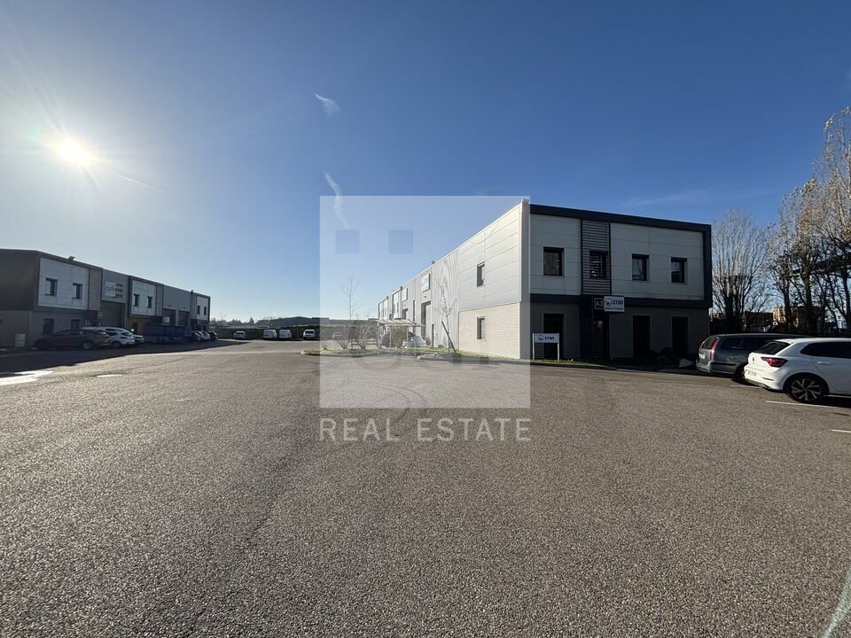 CGI LYON LOCATION-LOCAL D'ACTIVITE-SAINT_PRIEST-69