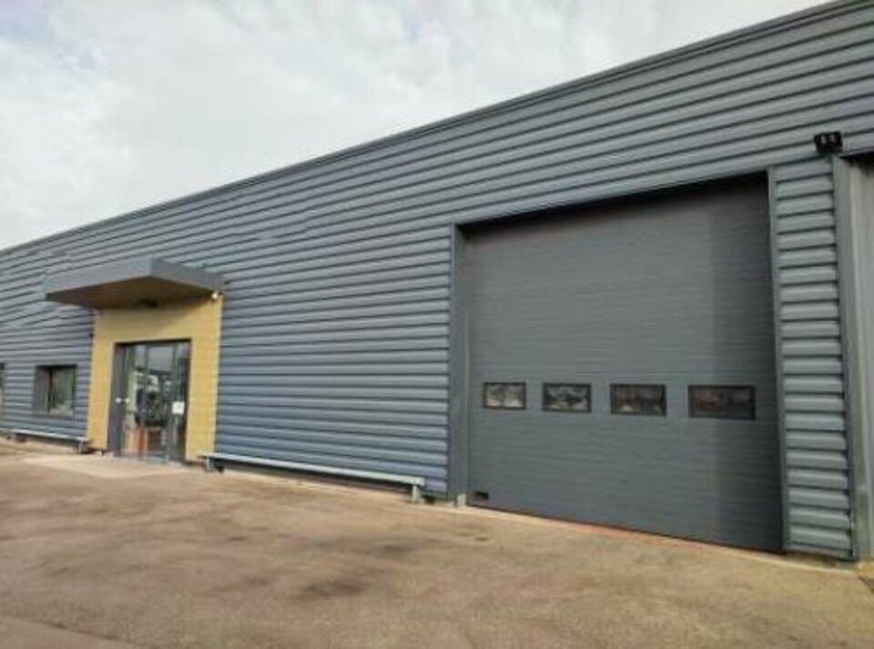 CGI LYON LOCATION-LOCAL D'ACTIVITE-ARNAS-69