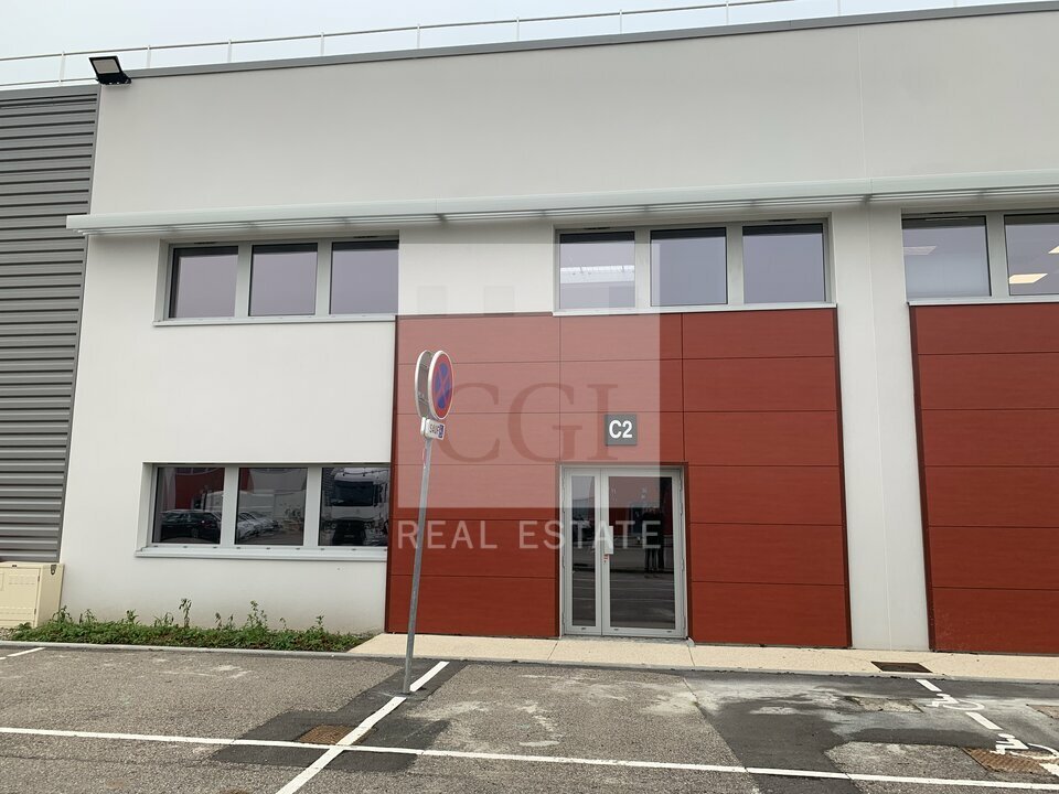 CGI LYON LOCATION-LOCAL D'ACTIVITE-SAINT_PRIEST-69