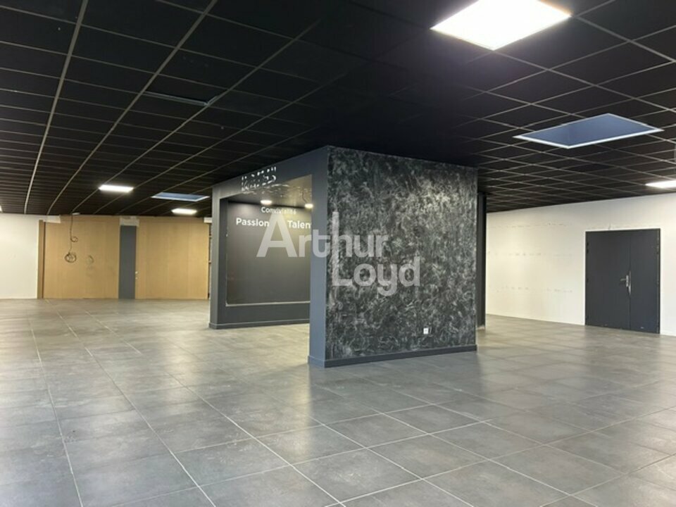 ARTHUR LOYD VICHY LOCATION-LOCAL COMMERCIAL-VICHY-03