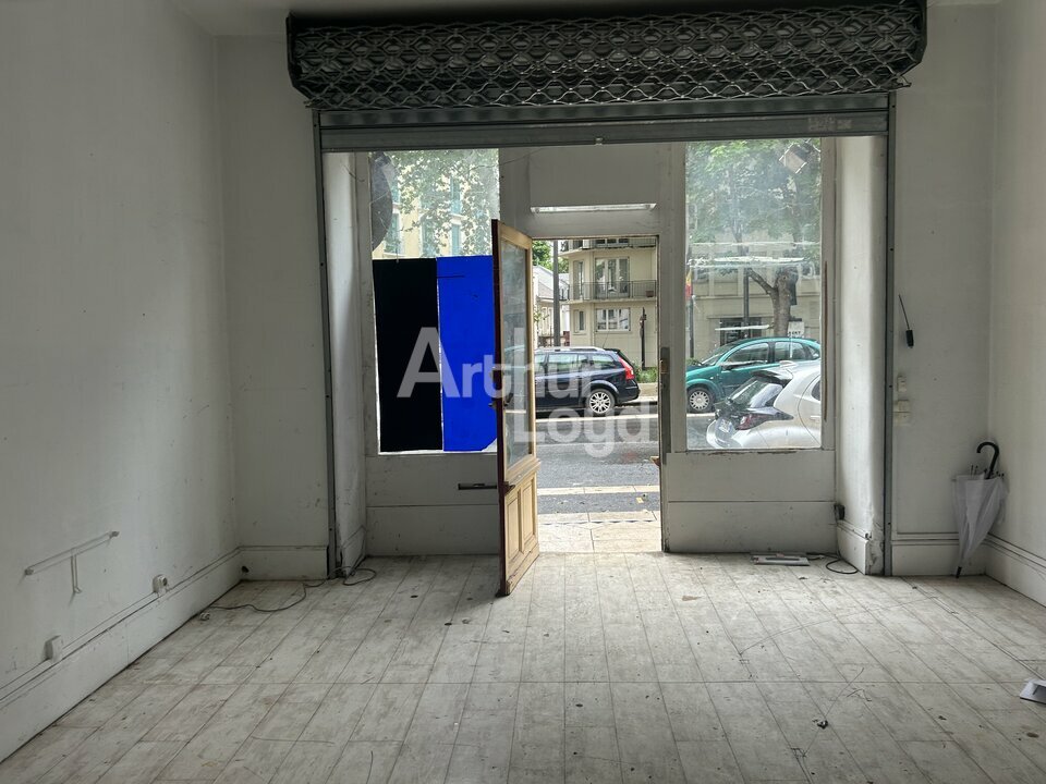 ARTHUR LOYD VICHY LOCATION-LOCAL COMMERCIAL-VICHY-03