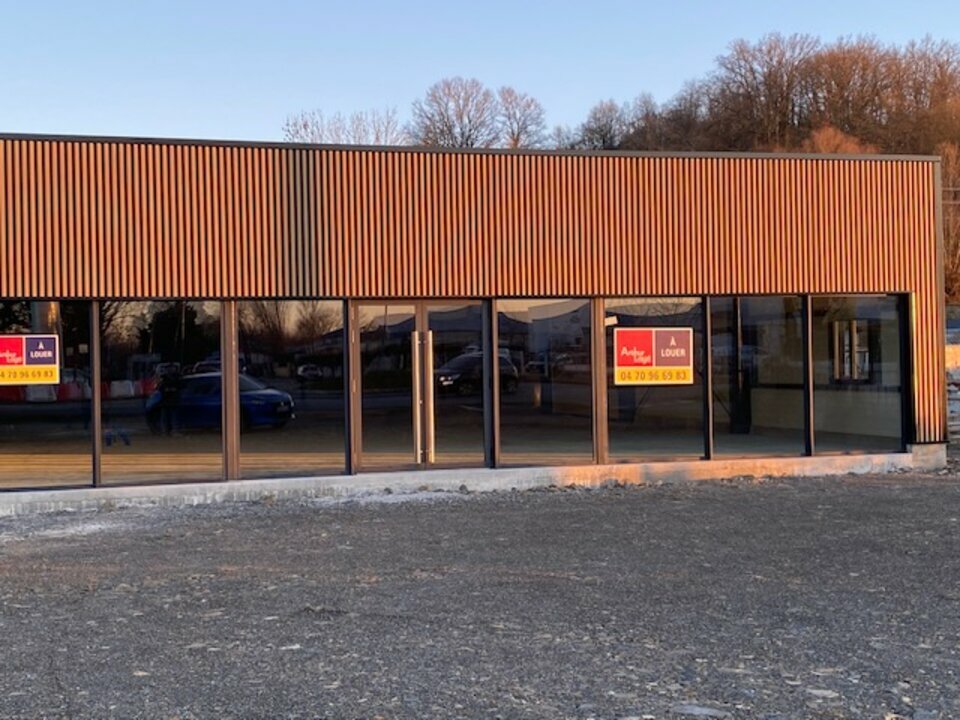 ARTHUR LOYD VICHY LOCATION-LOCAL COMMERCIAL-CREUZIER_LE_VIEUX-03