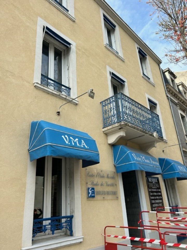 ARTHUR LOYD VICHY VENTE-IMMEUBLE-VICHY-03