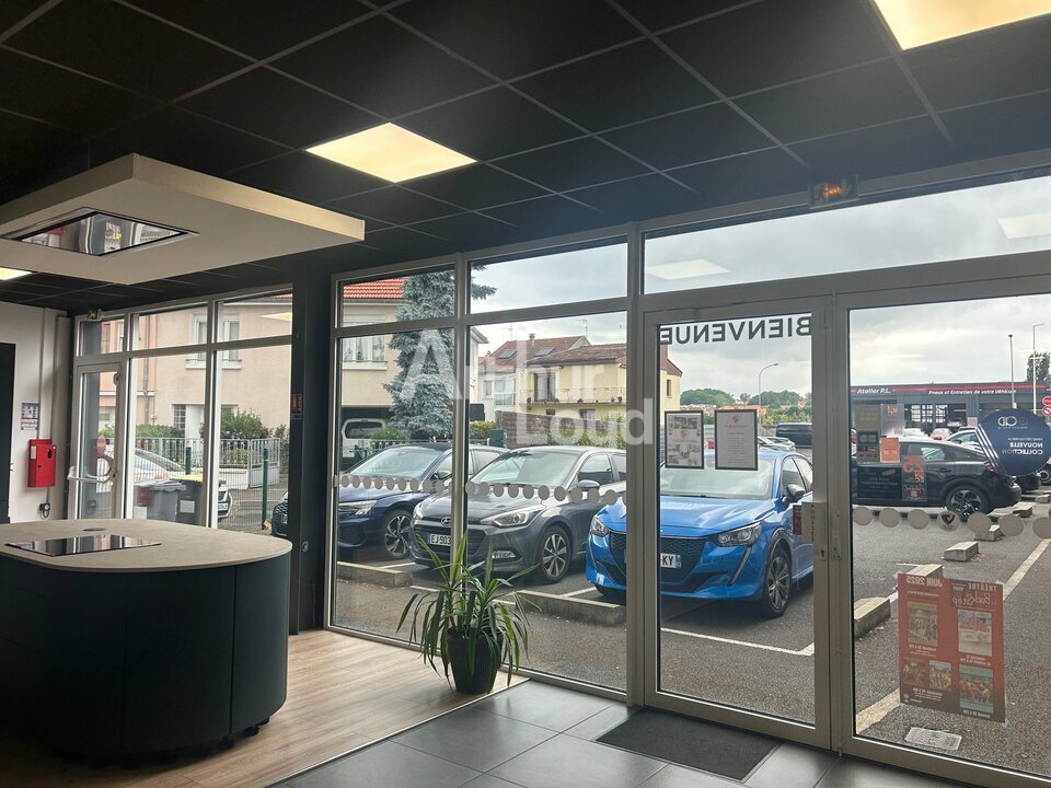 ARTHUR LOYD VICHY LOCATION-LOCAL COMMERCIAL-VICHY-03