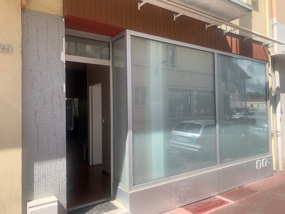 ARTHUR LOYD VICHY VENTE-LOCAL COMMERCIAL-VICHY-03
