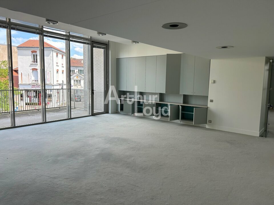 ARTHUR LOYD VICHY LOCATION-BUREAUX-VICHY-03