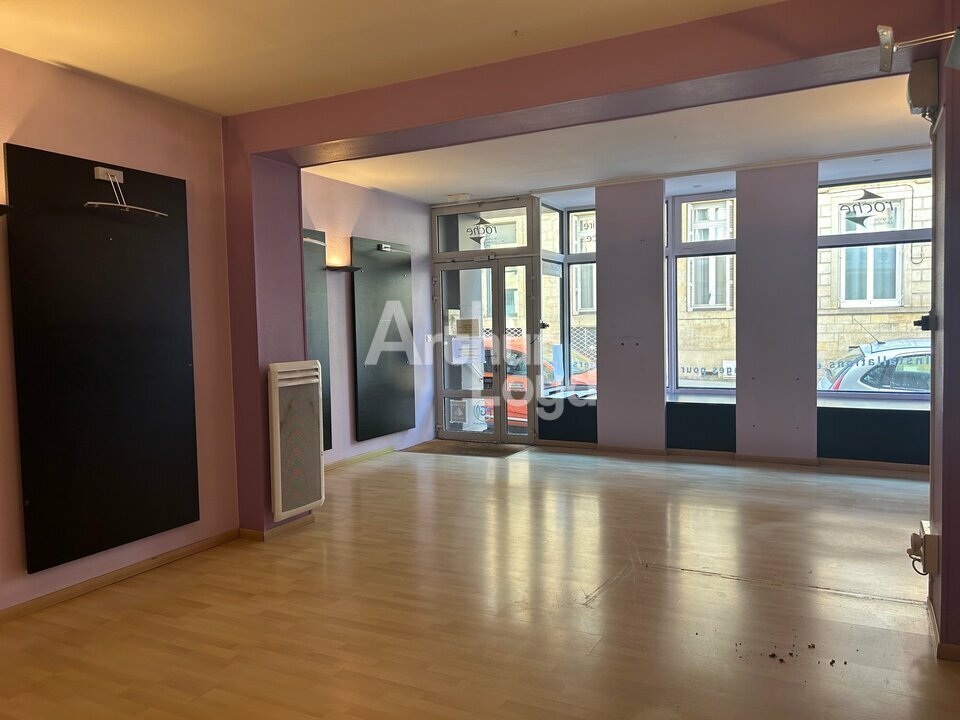 ARTHUR LOYD VICHY LOCATION-LOCAL COMMERCIAL-MOULINS-03