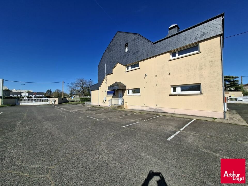 ARTHUR LOYD RENNES VENTE-BUREAUX-LA_FLECHE-72