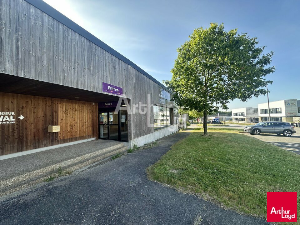 ARTHUR LOYD RENNES VENTE-LOCAL COMMERCIAL-VITRE-35