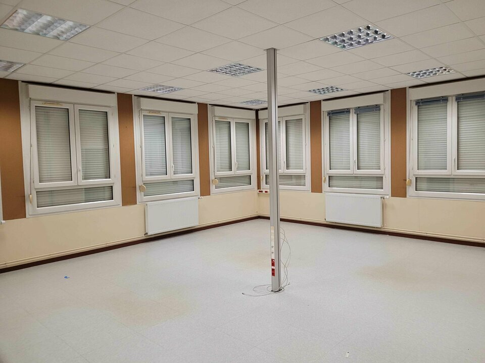 ARTHUR LOYD RENNES LOCATION-BUREAUX-SAINT_CALAIS-72