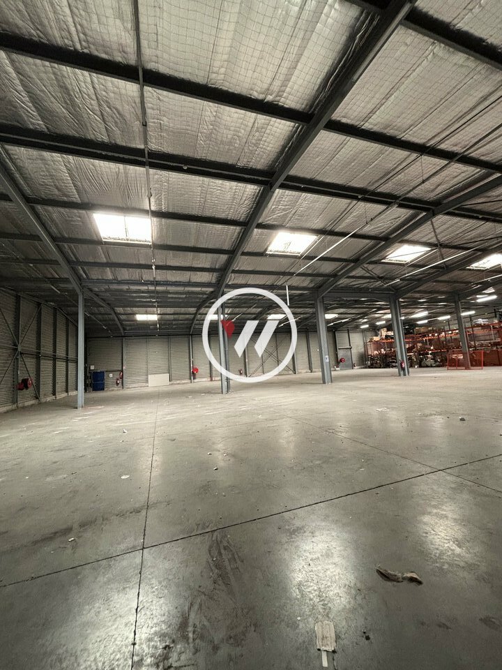 WIT LOCATION-ENTREPOT-LES_MILLES-13