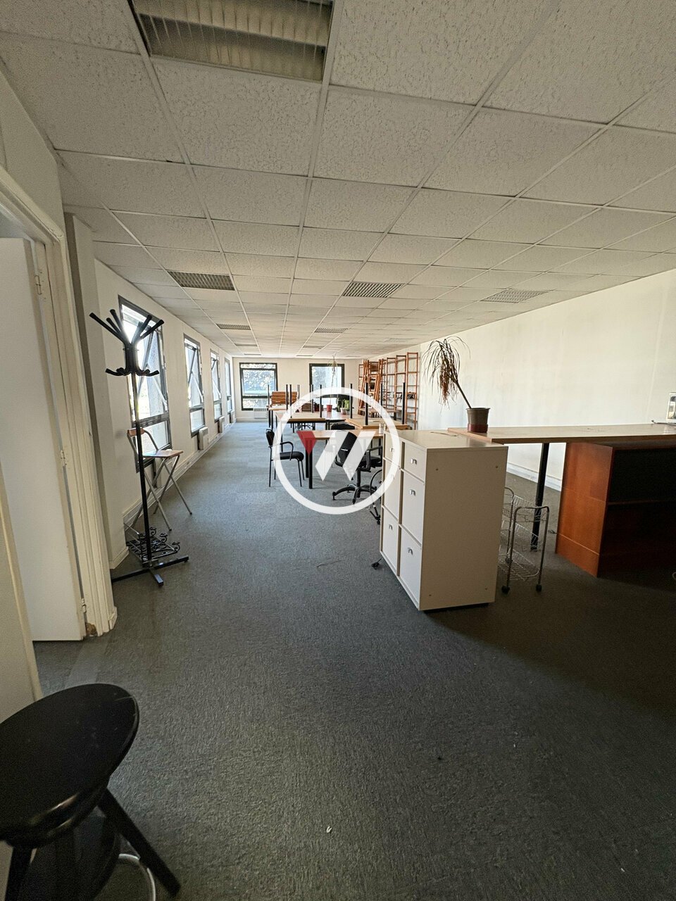 WIT VENTE-BUREAUX-VILLIERS_LE_BEL-95