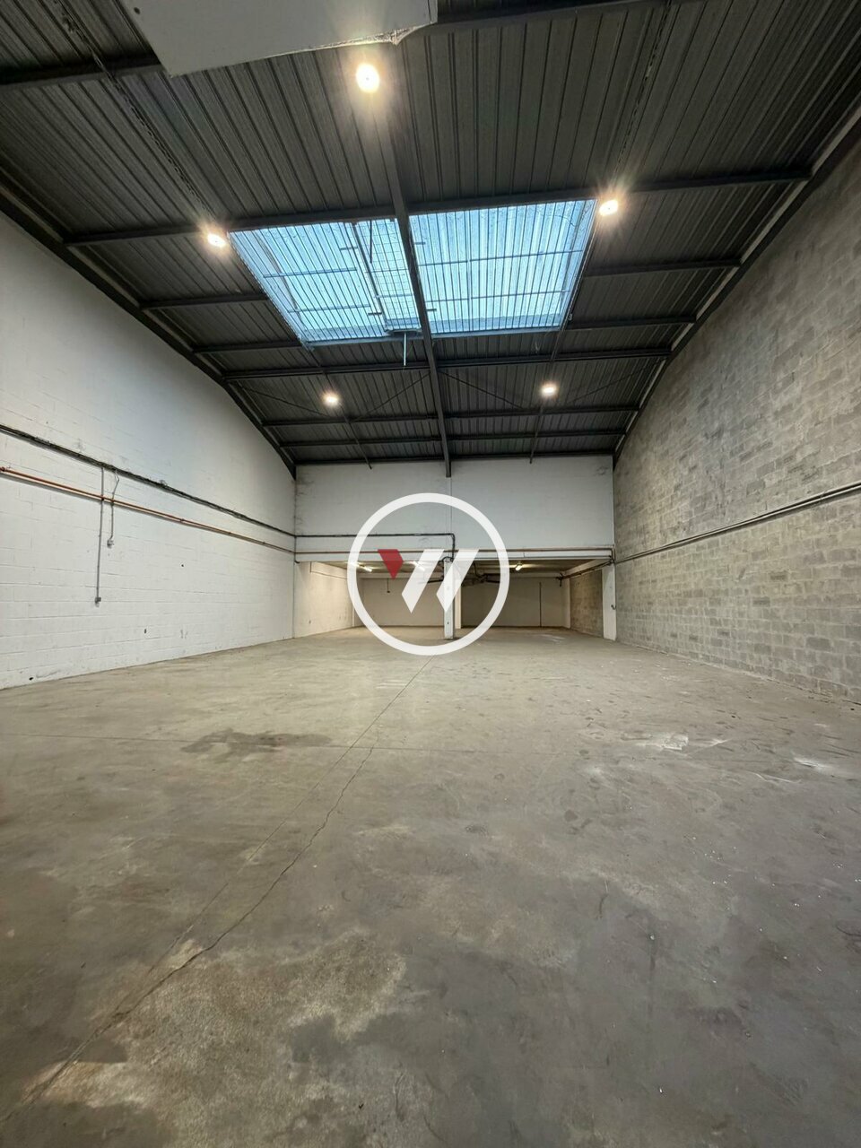 WIT LOCATION-LOCAL D'ACTIVITE-LE_THILLAY-95