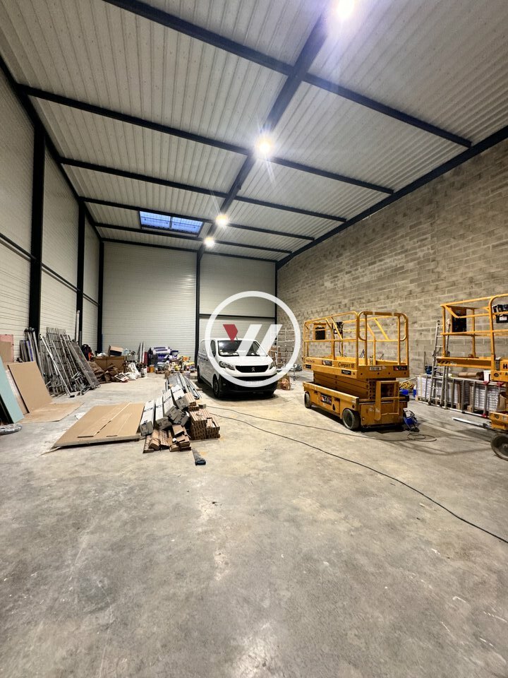 WIT LOCATION-LOCAL D'ACTIVITE-LE_THILLAY-95