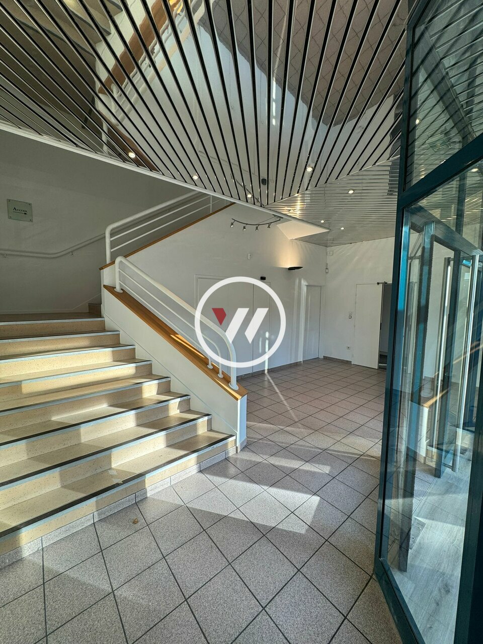 WIT LOCATION-BUREAUX-ROISSY_EN_FRANCE-95
