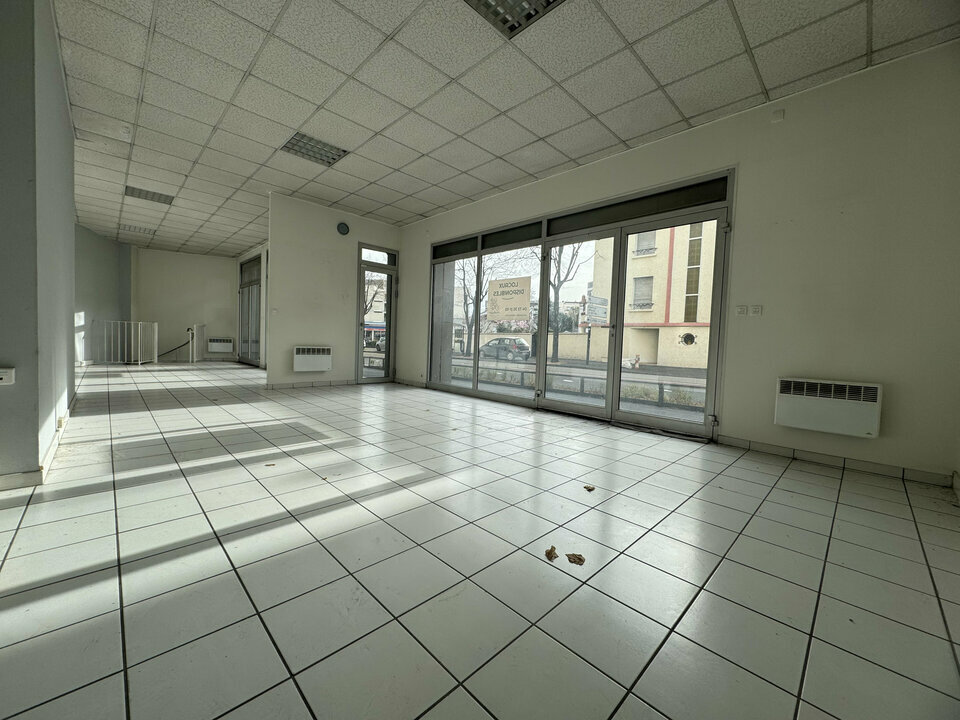 HURBAIN LOCATION-LOCAL COMMERCIAL-CLERMONT-FERRAND-63