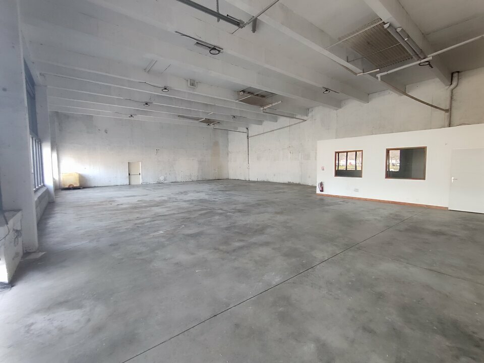 CBI PRO LOCATION-LOCAL COMMERCIAL-VIENNE-38