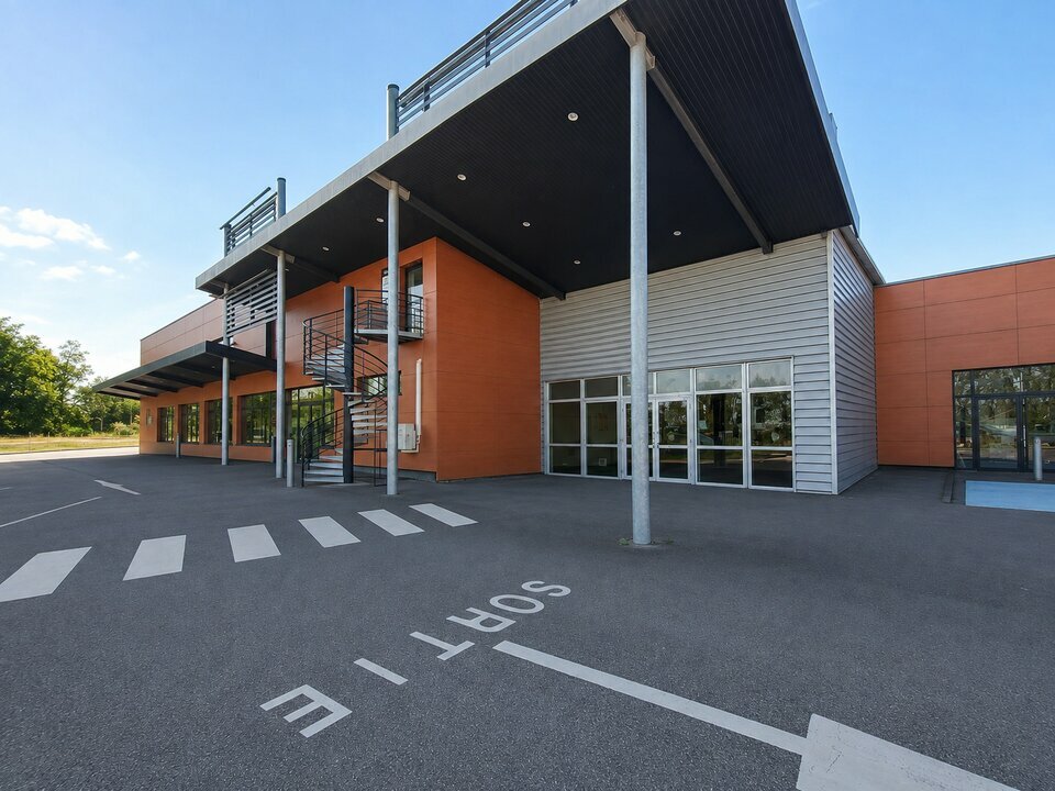 CBI PRO LOCATION-LOCAL COMMERCIAL-BOURGOIN-JALLIEU-38