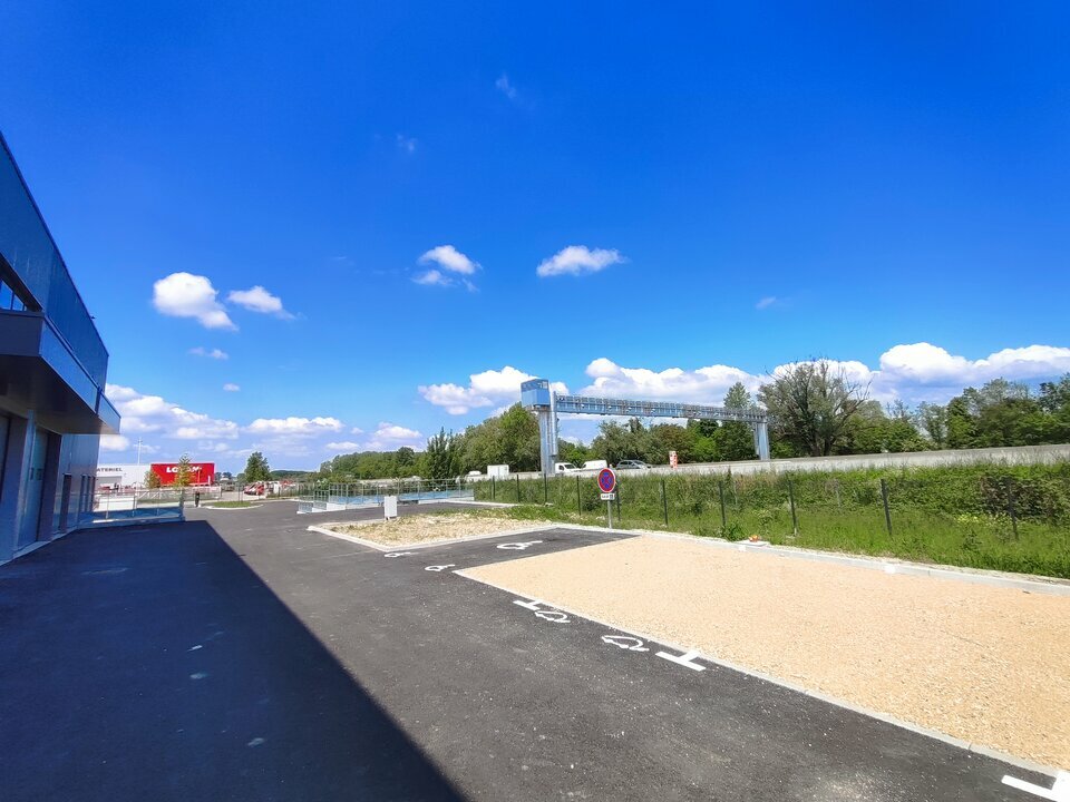 CBI PRO VENTE-LOCAL D'ACTIVITE-BOURGOIN_JALLIEU-38