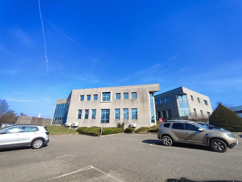 CBI PRO VENTE-LOCAL D'ACTIVITE-SAINT_QUENTIN_FALLAVIER-38