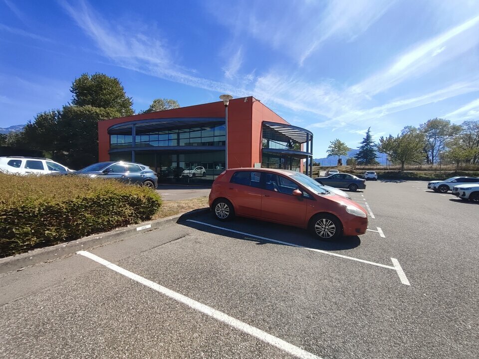CBI PRO VENTE-BUREAUX-VOIRON-38