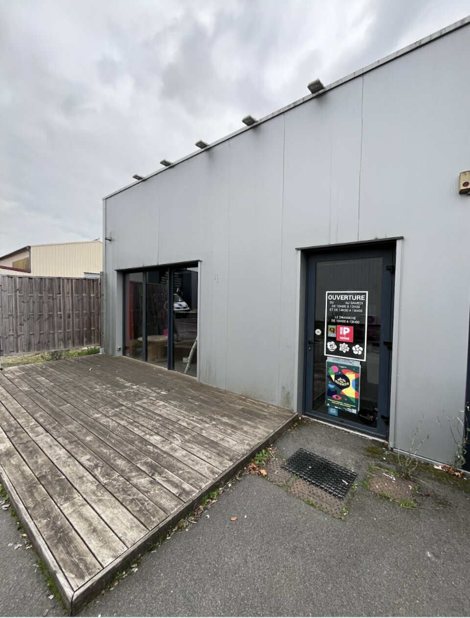 L ET A COMMERCES LOCATION-LOCAL COMMERCIAL-SAINT-JULIEN-L'ARS-86