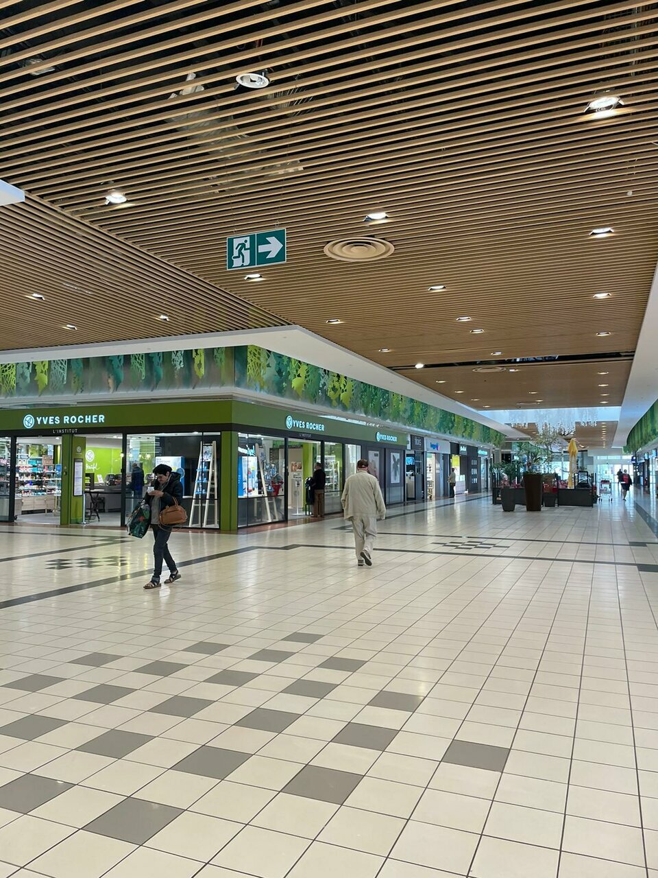 L ET A COMMERCES LOCATION-LOCAL COMMERCIAL-TOURS-37