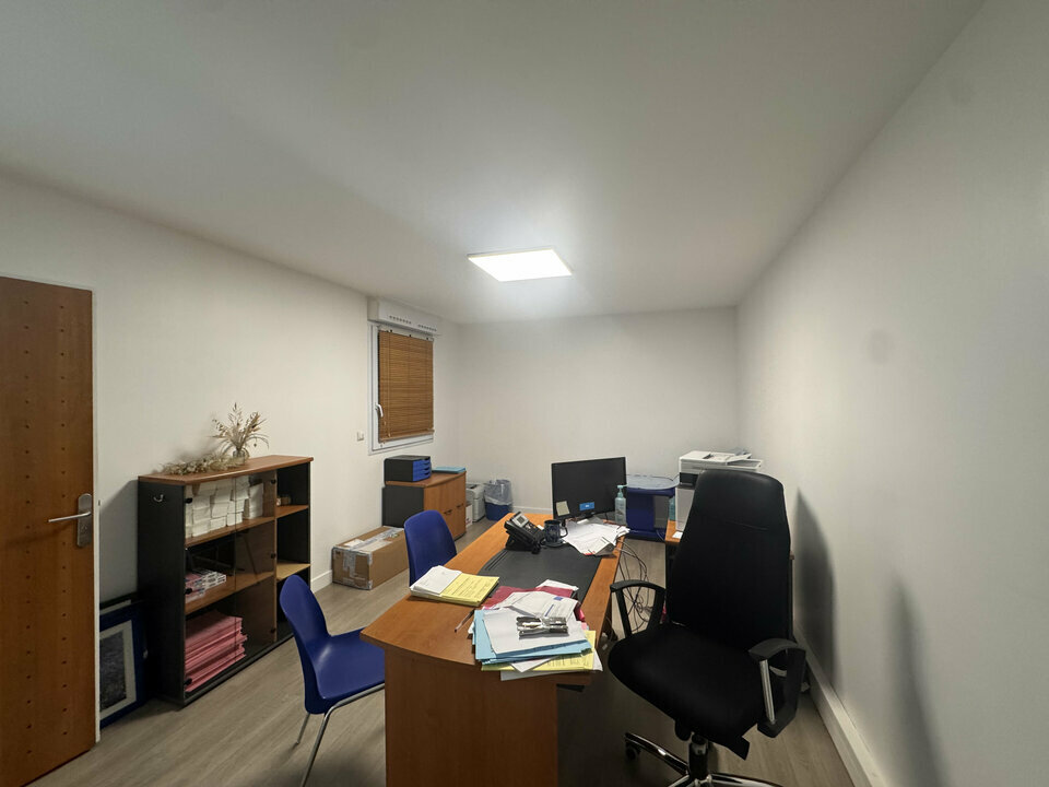 L ET A COMMERCES LOCATION-BUREAUX-TOURS-37