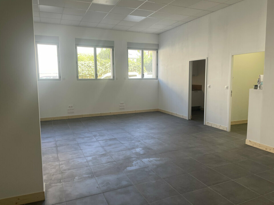 L ET A COMMERCES LOCATION-BUREAUX-TOURS-37