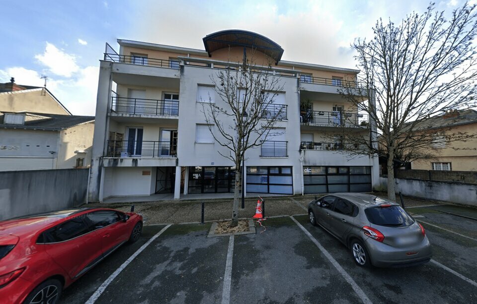 L ET A COMMERCES LOCATION-BUREAUX-SAINT-CYR-SUR-LOIRE-37