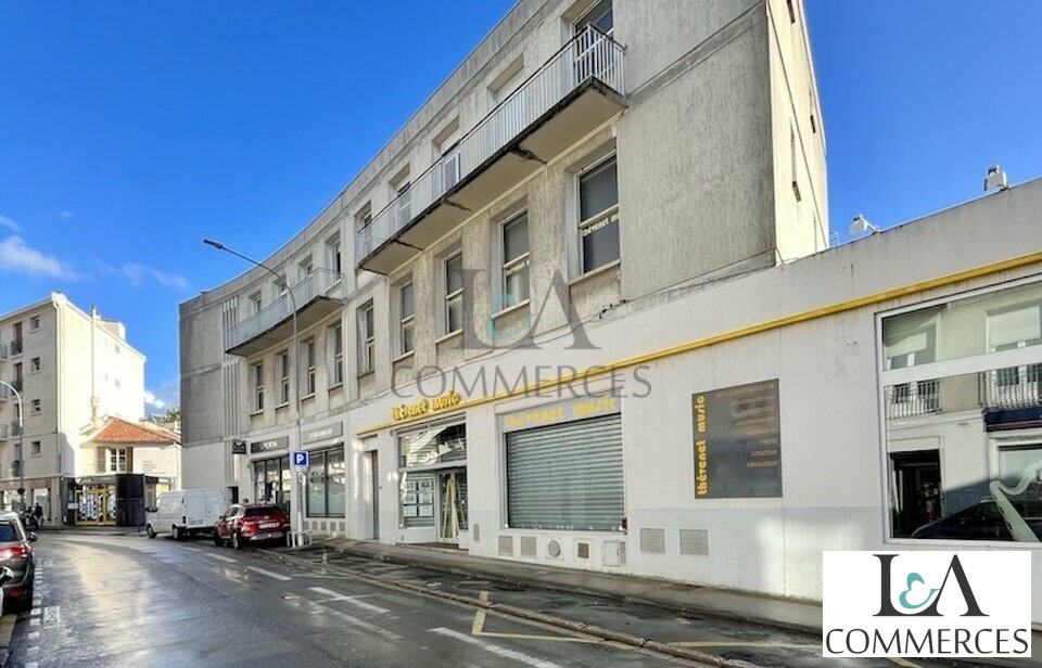 L ET A COMMERCES LOCATION-LOCAL COMMERCIAL-POITIERS-86