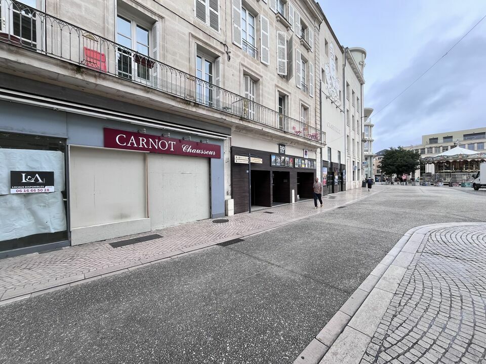 L ET A COMMERCES LOCATION-LOCAL COMMERCIAL-POITIERS-86