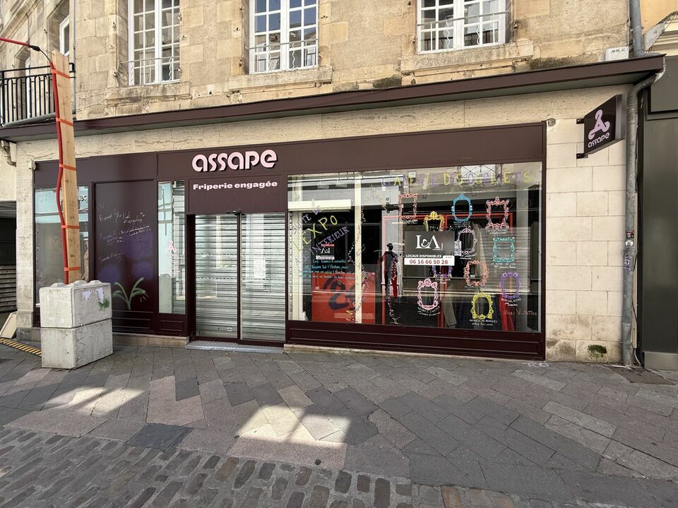 L ET A COMMERCES LOCATION-LOCAL COMMERCIAL-POITIERS-86
